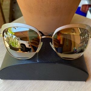 PRADA Gold Mirrored Cat Eye Sunglasses 🕶🌺MINT🔥💲❤️LAST PRICE💲❤️